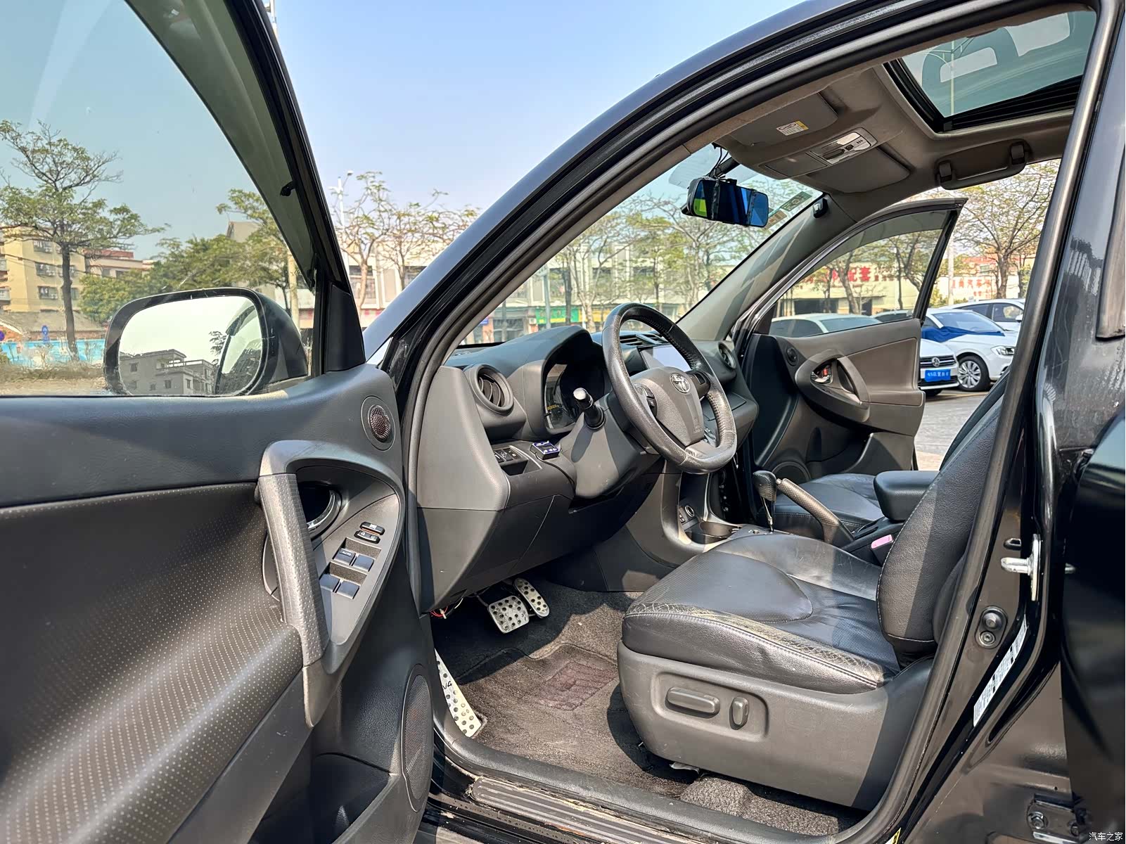 Toyota RAV4, 2012 11