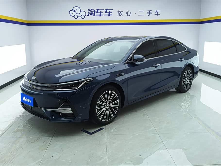 Geely Galaxy A7 EM