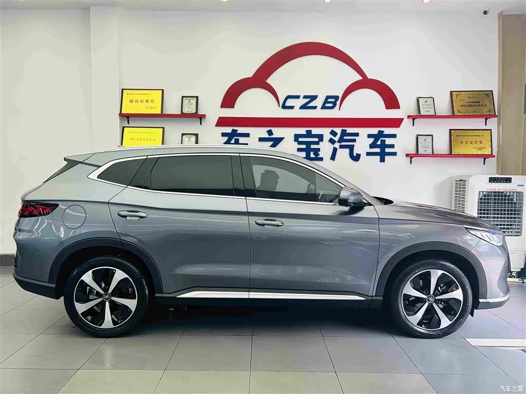 BYD Song, 2022 8