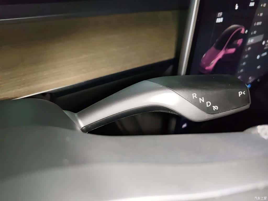 Tesla Model Y, 2022 7