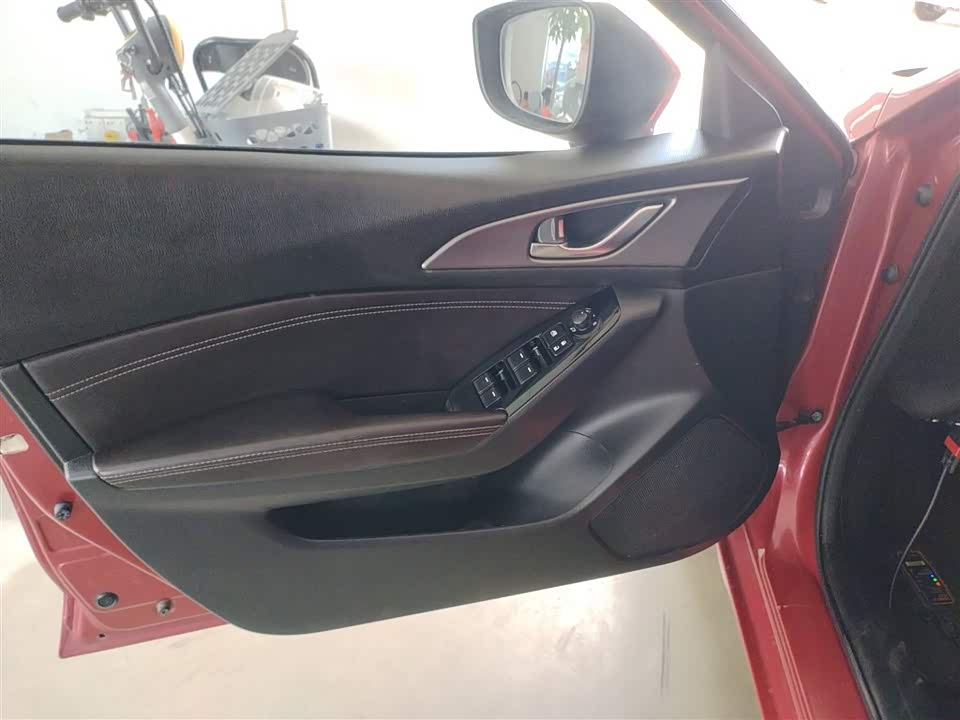 Mazda 3 Angkesaila Mazda 3 Angkesaila