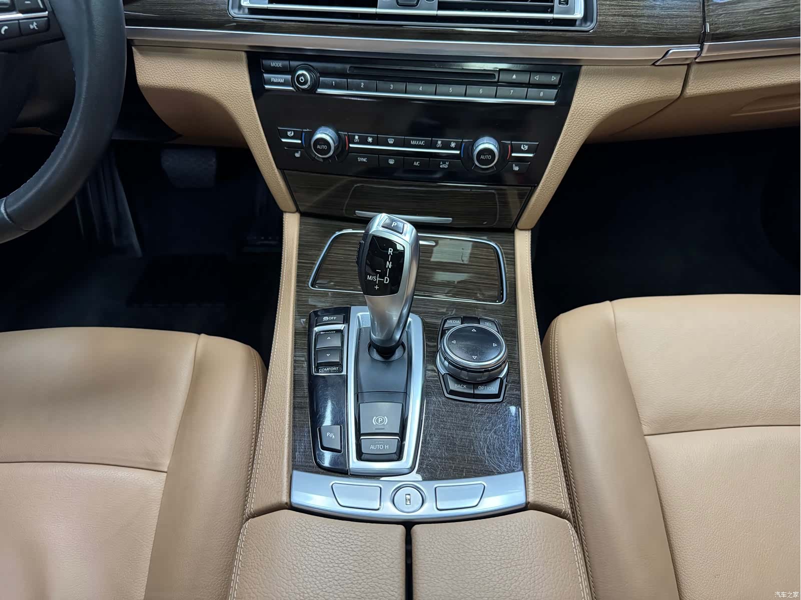 BMW 7 Series, 2014 25