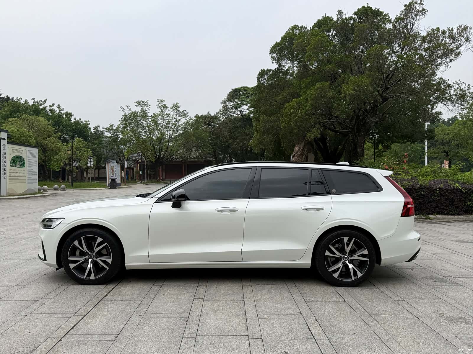 Volvo V60, 2020 7