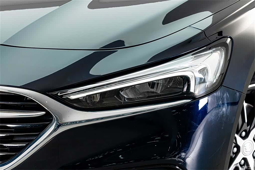 Buick LaCrosse, 2021 4
