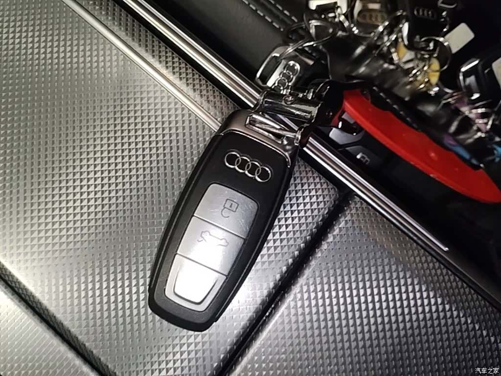 Audi A6L, 2022 9
