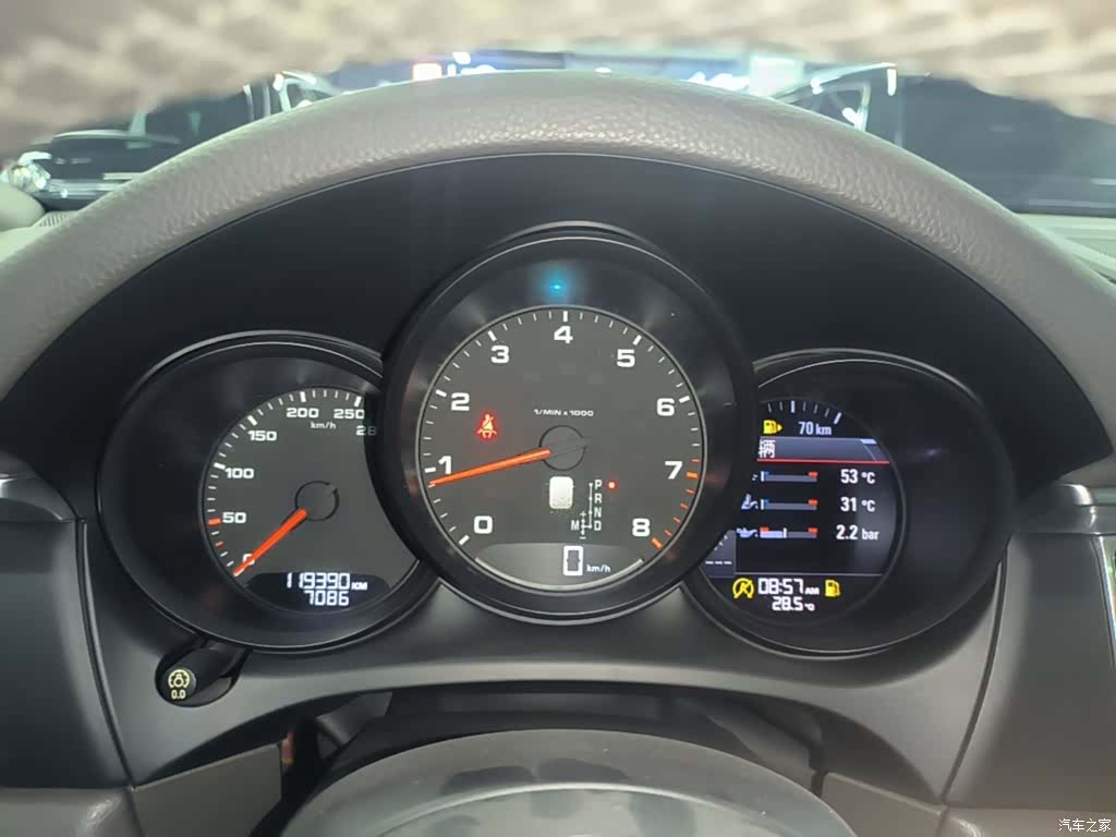 Porsche Macan, 2018 12