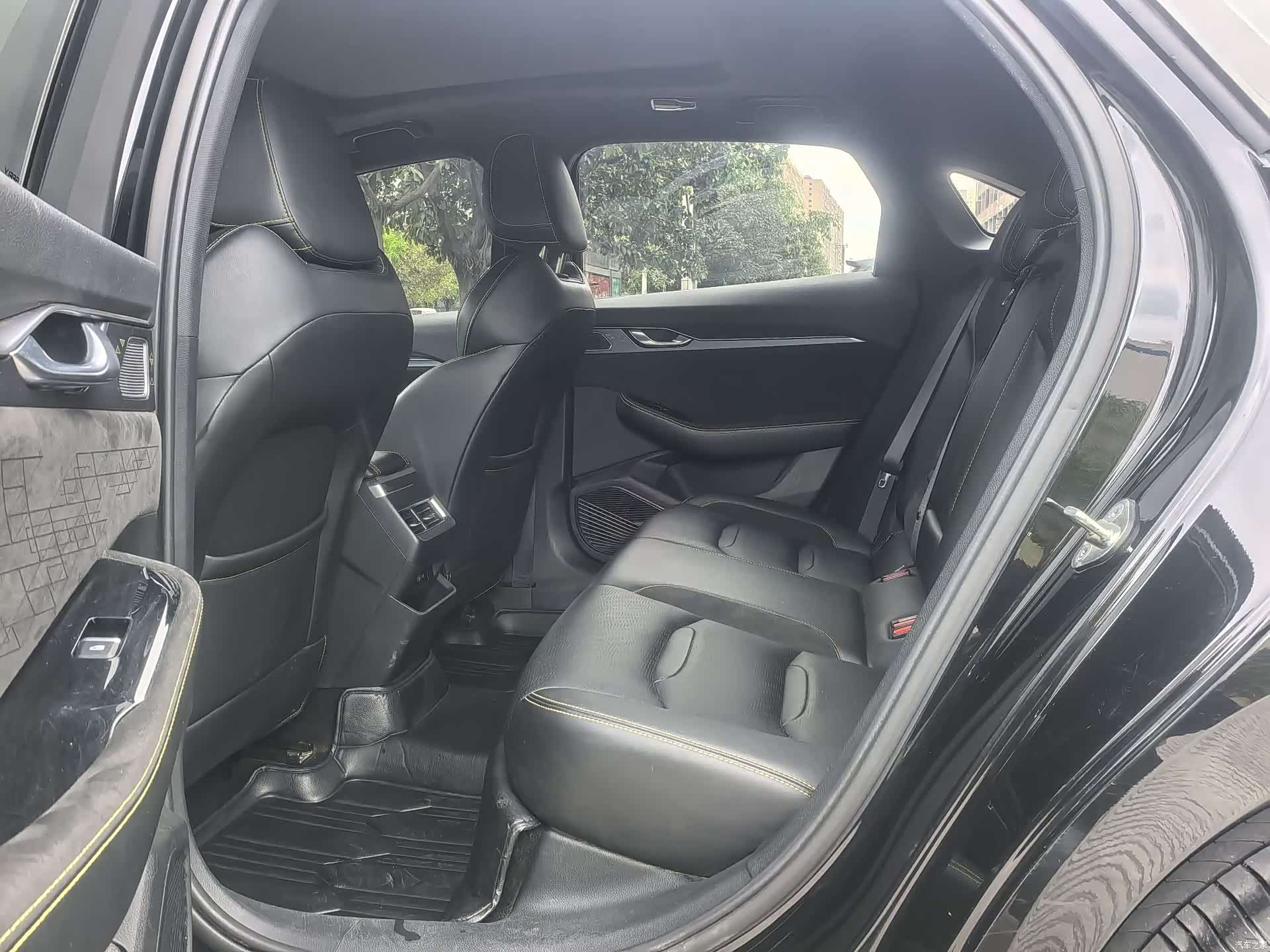 Geely Preface, 2022 11