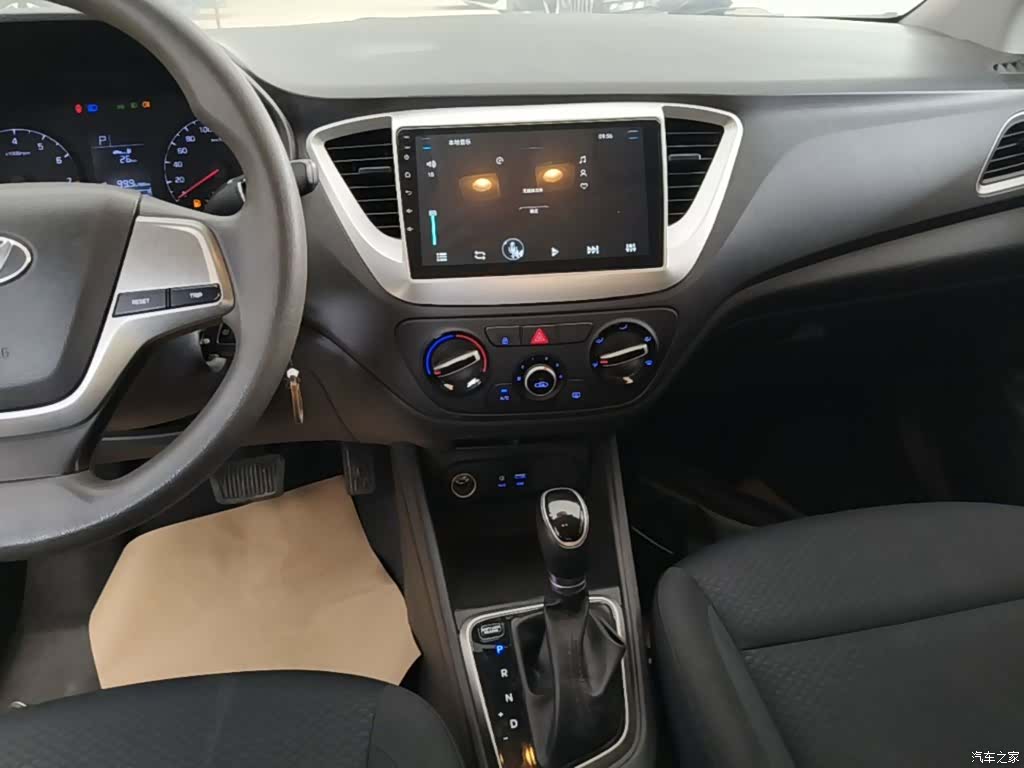 Hyundai GLS, 2018 13