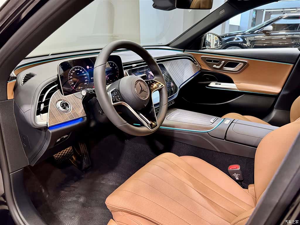 Mercedes-Benz E-Class, 2026 26