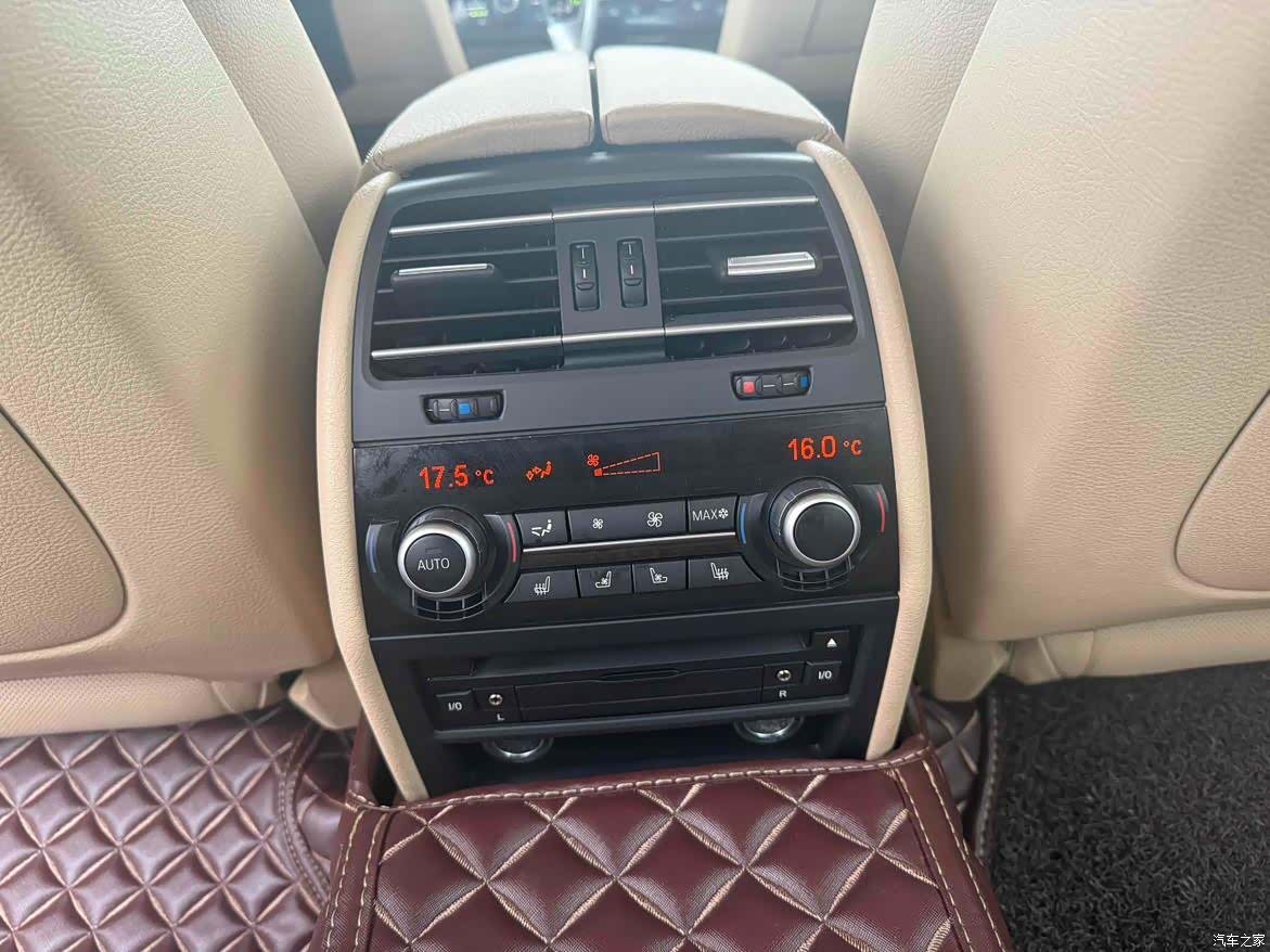 BMW 7 Series, 2013 11