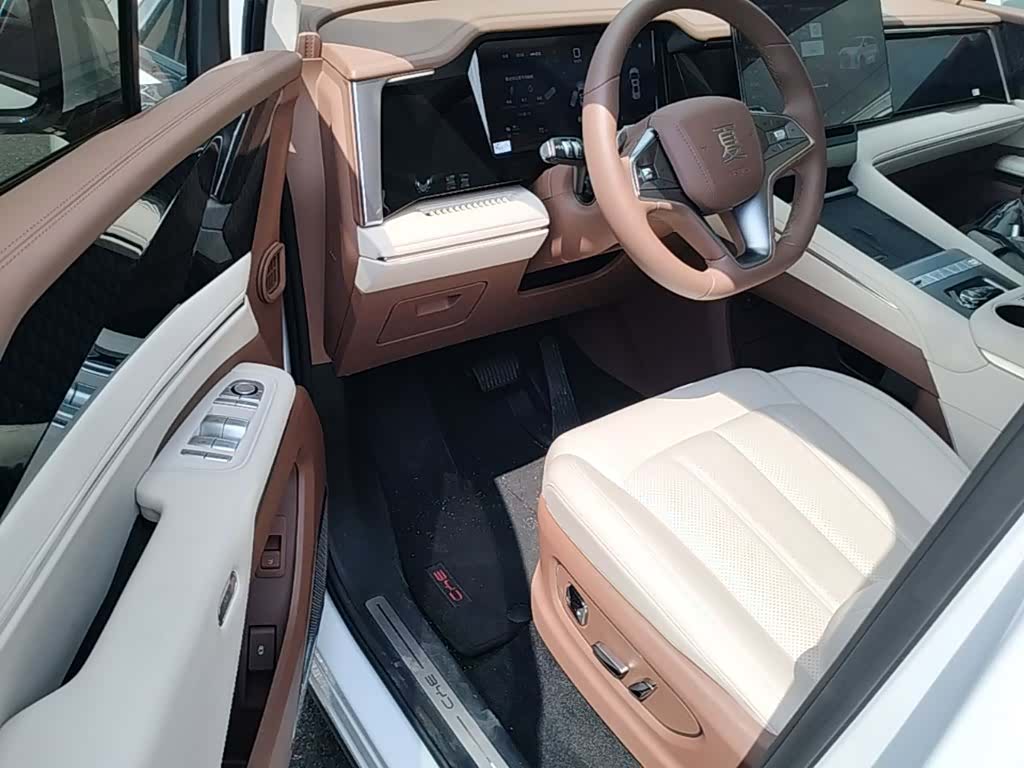 BYD Xia, 2025 16
