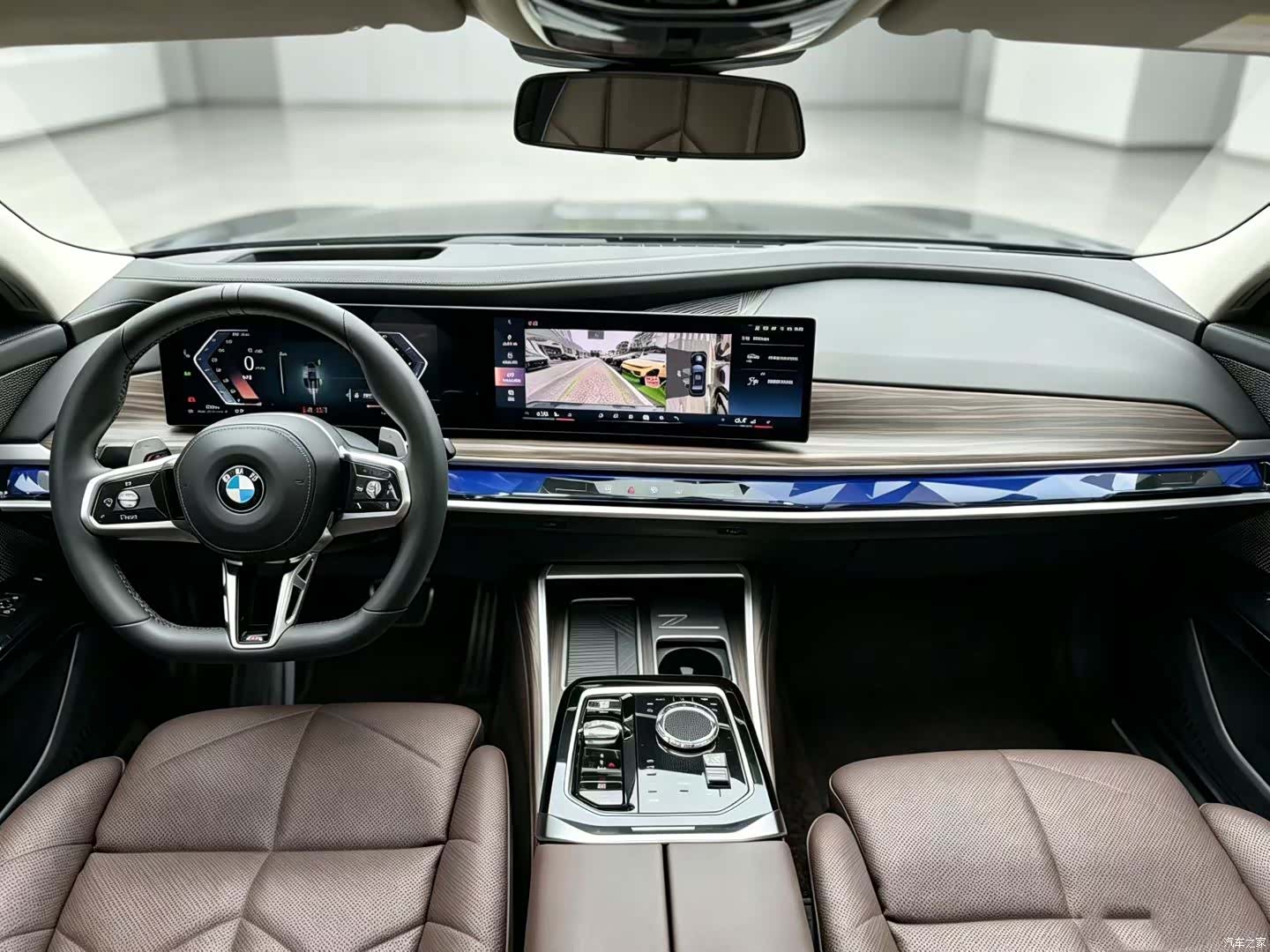 BMW 7 Series, 2023 2