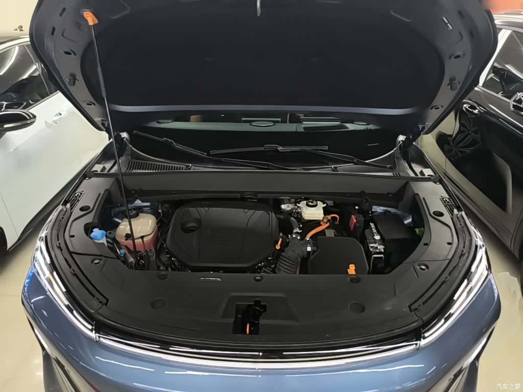 Geely 7, 2025 20
