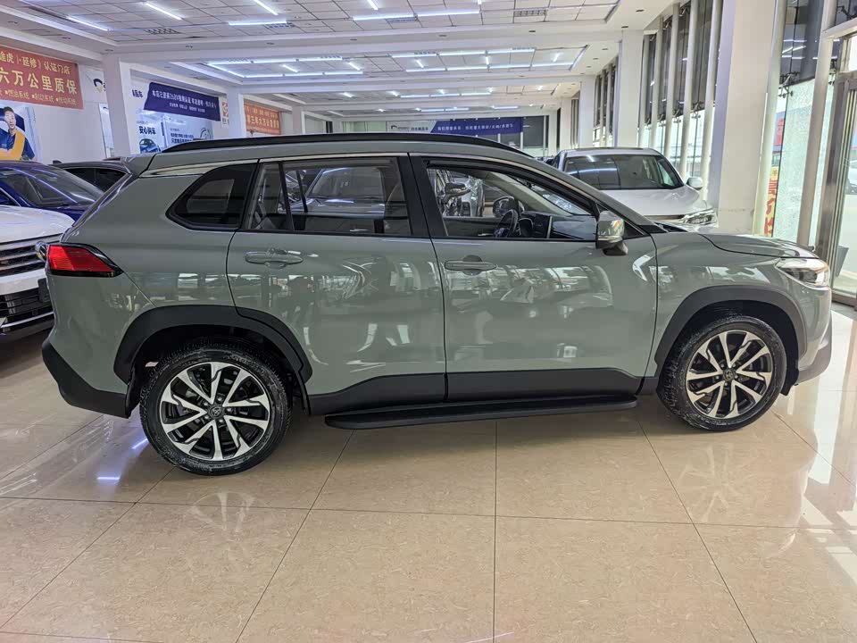 Toyota Corolla Sharp amplifier