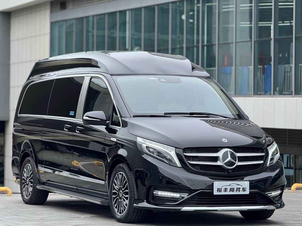 Mercedes-Benz V-class