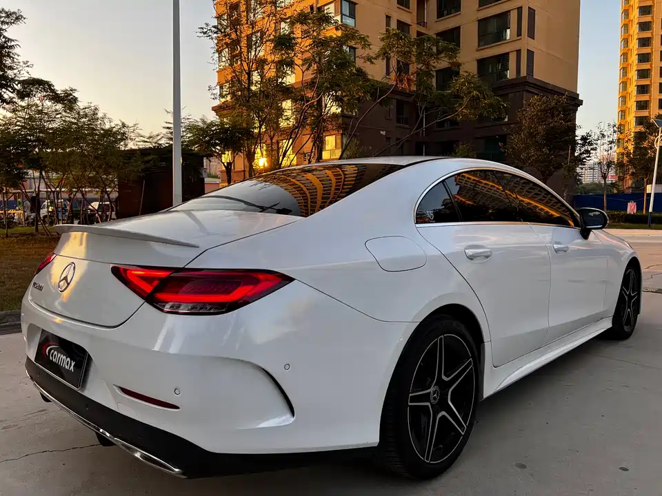Mercedes-Benz CLS