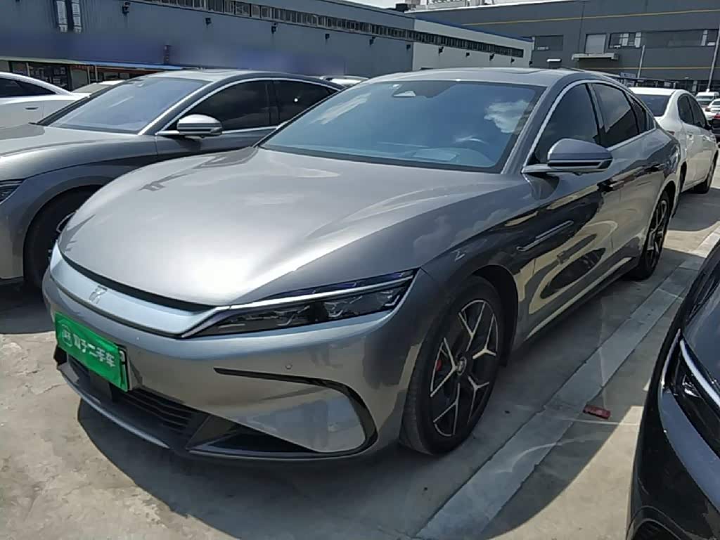BYD Han 2022 EV 715KM