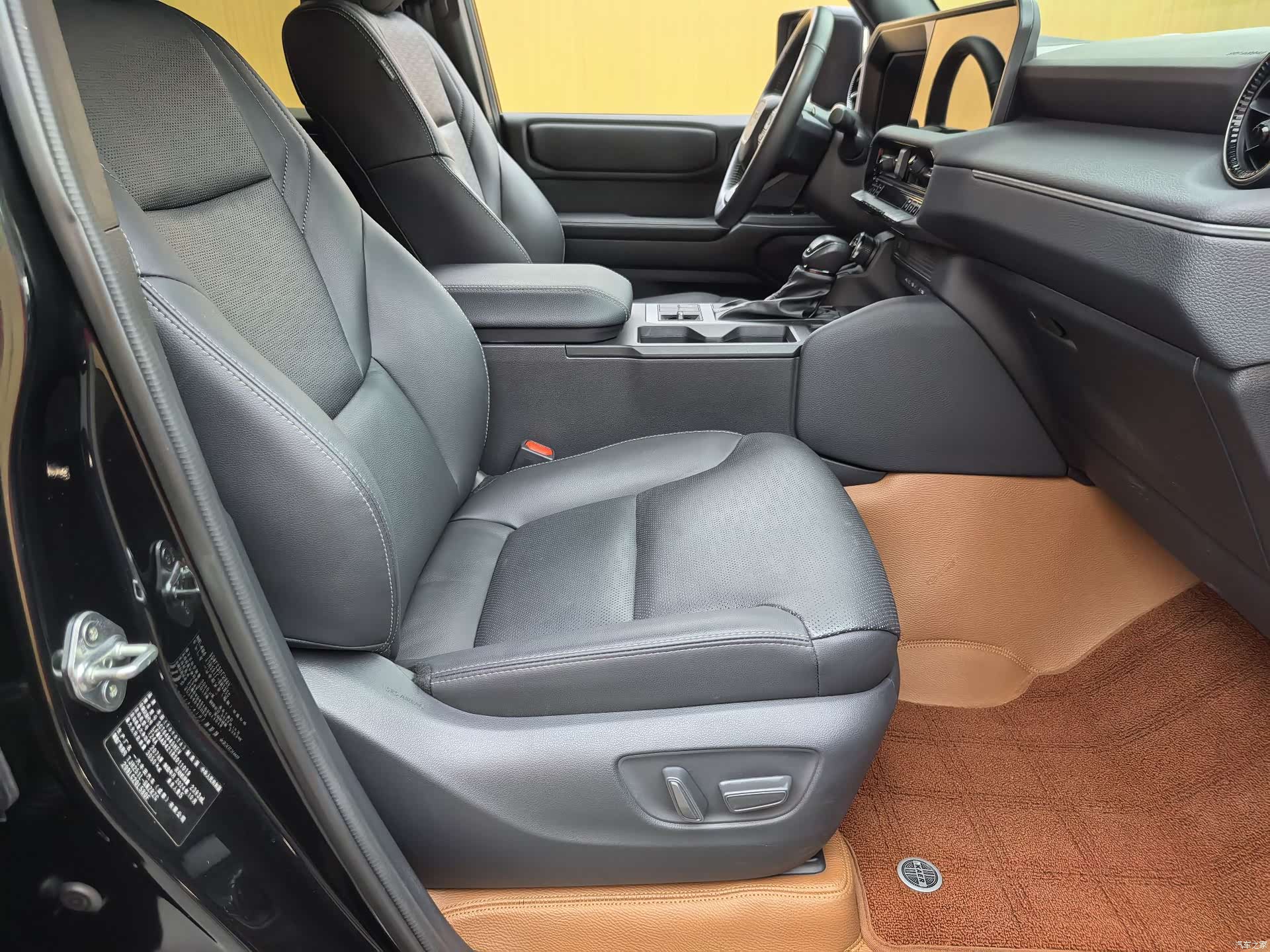 Toyota Prado, 2024 13