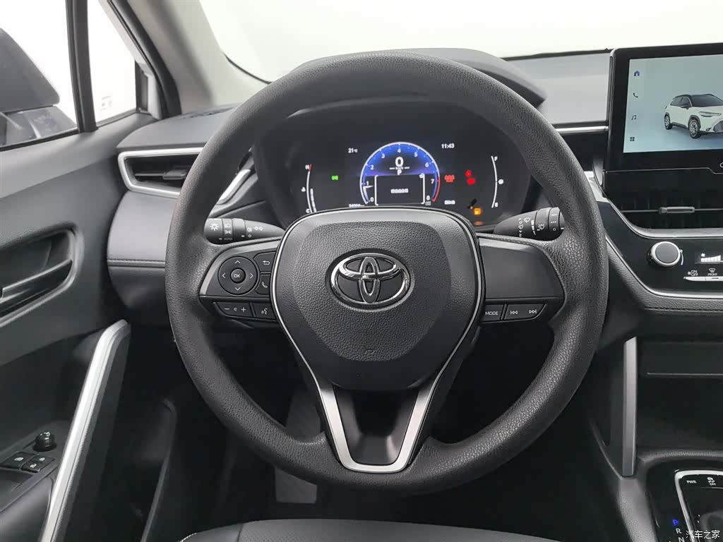 Toyota Frontlander, 2024 11