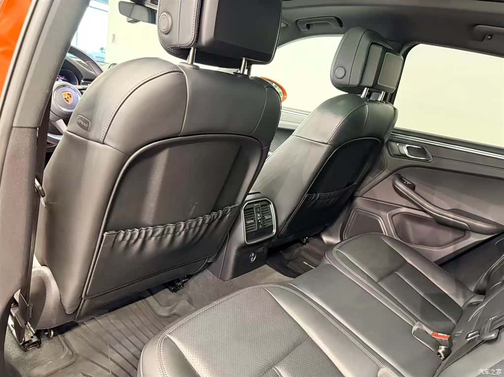 Porsche Macan, 2024 13
