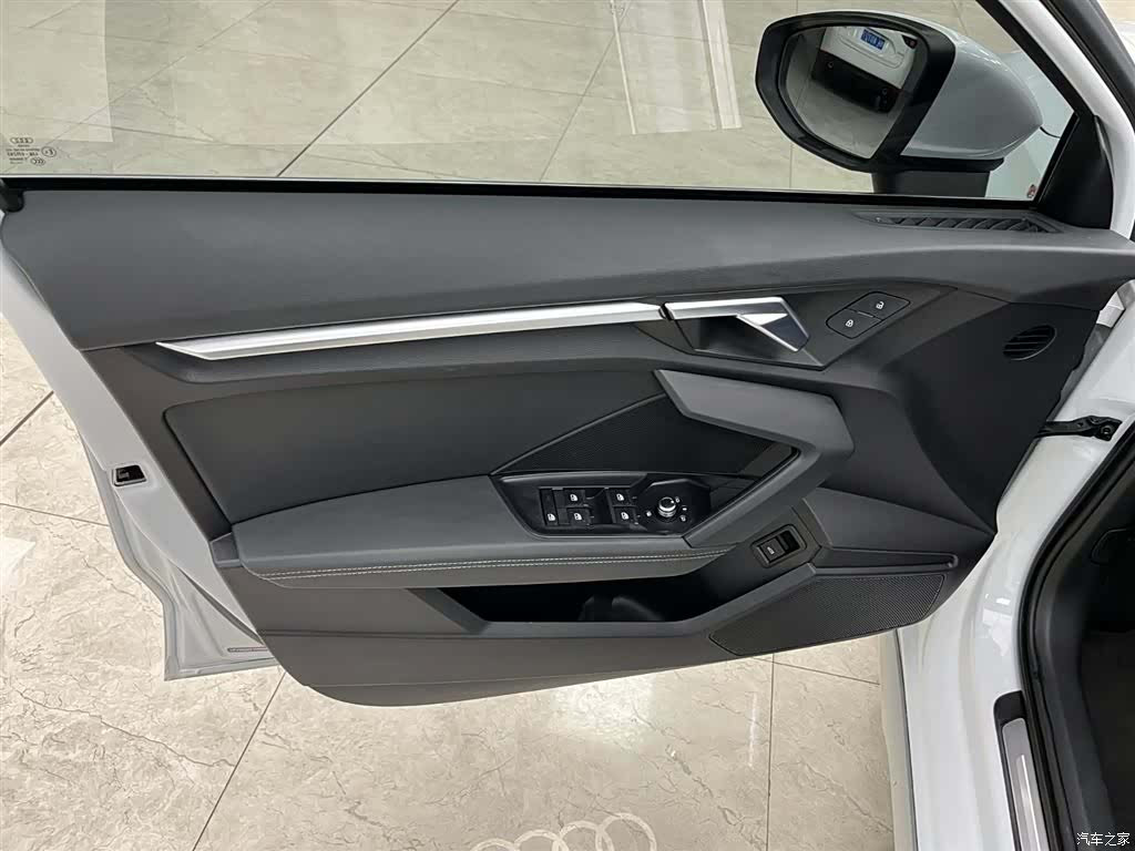 Audi A3, 2023 10