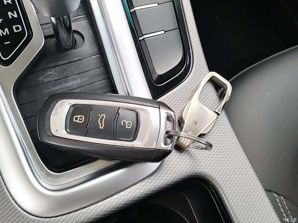 Geely Emgrand, 2018 9