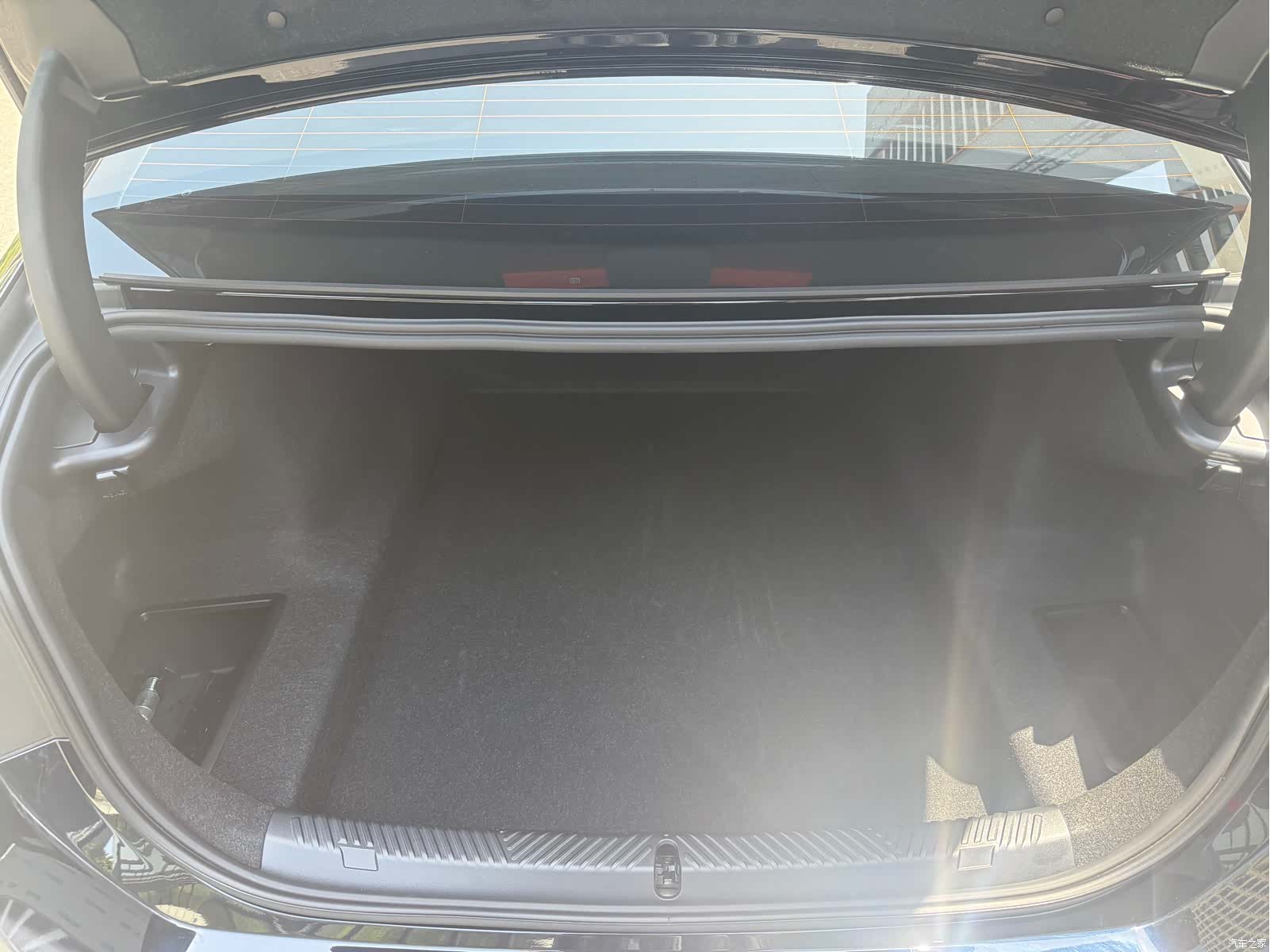BMW 5 Series, 2025 33