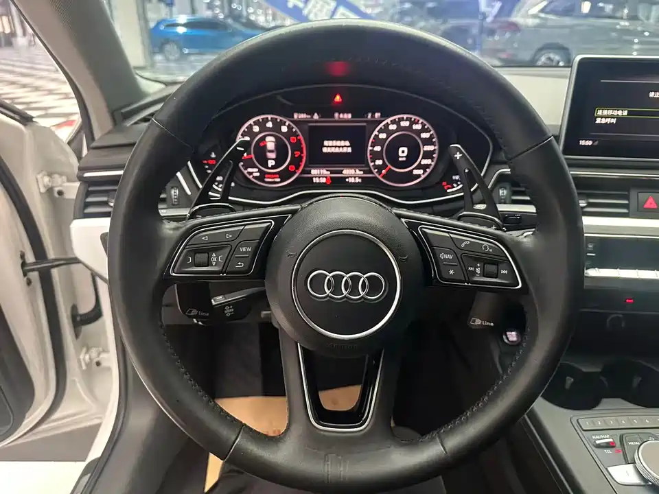 Audi A4L