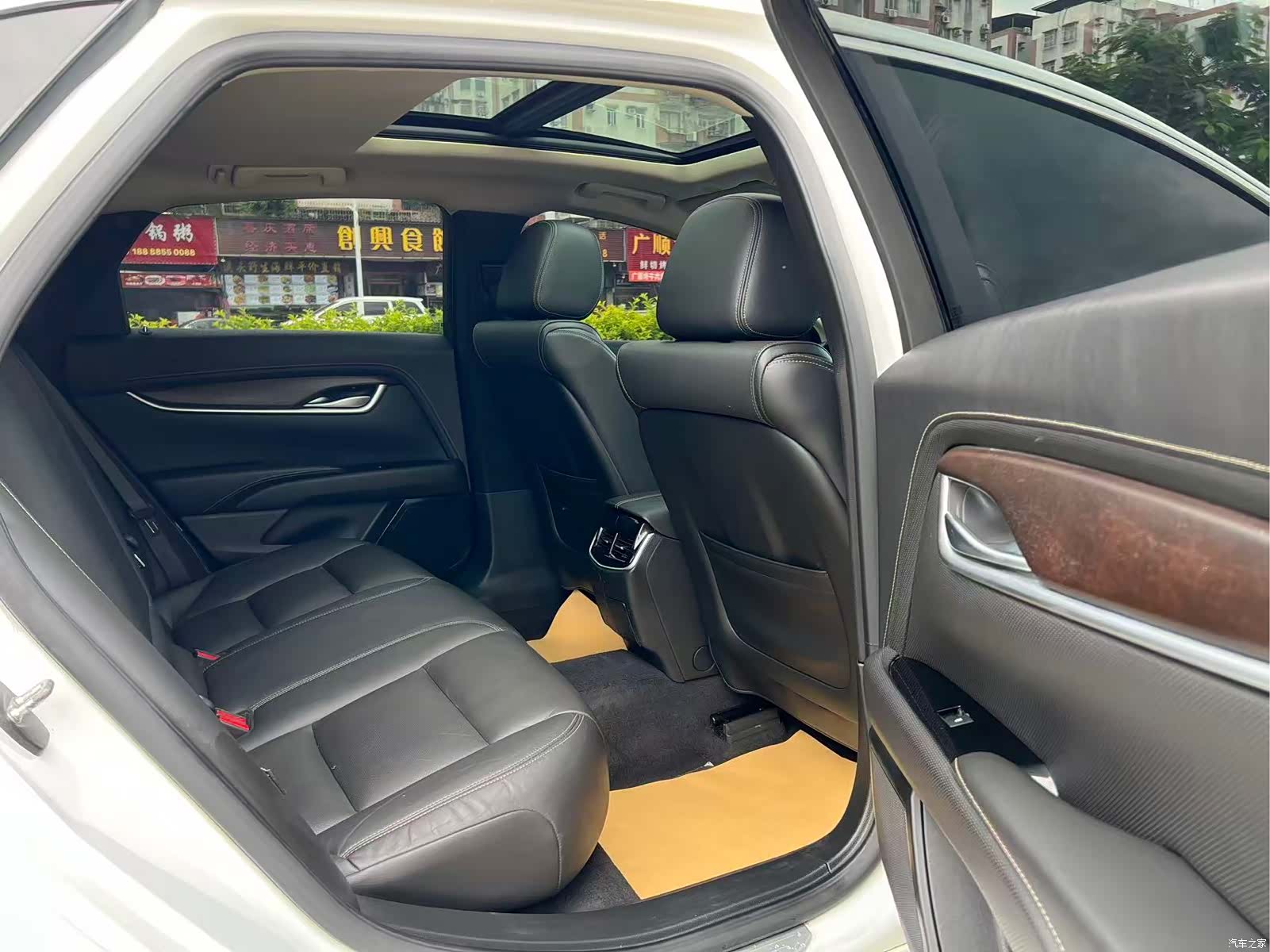 Cadillac XTS, 2019 13