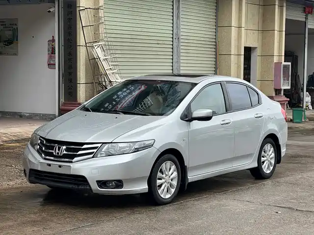 Honda Fit Classic 2013 — купить из Китая под заказ