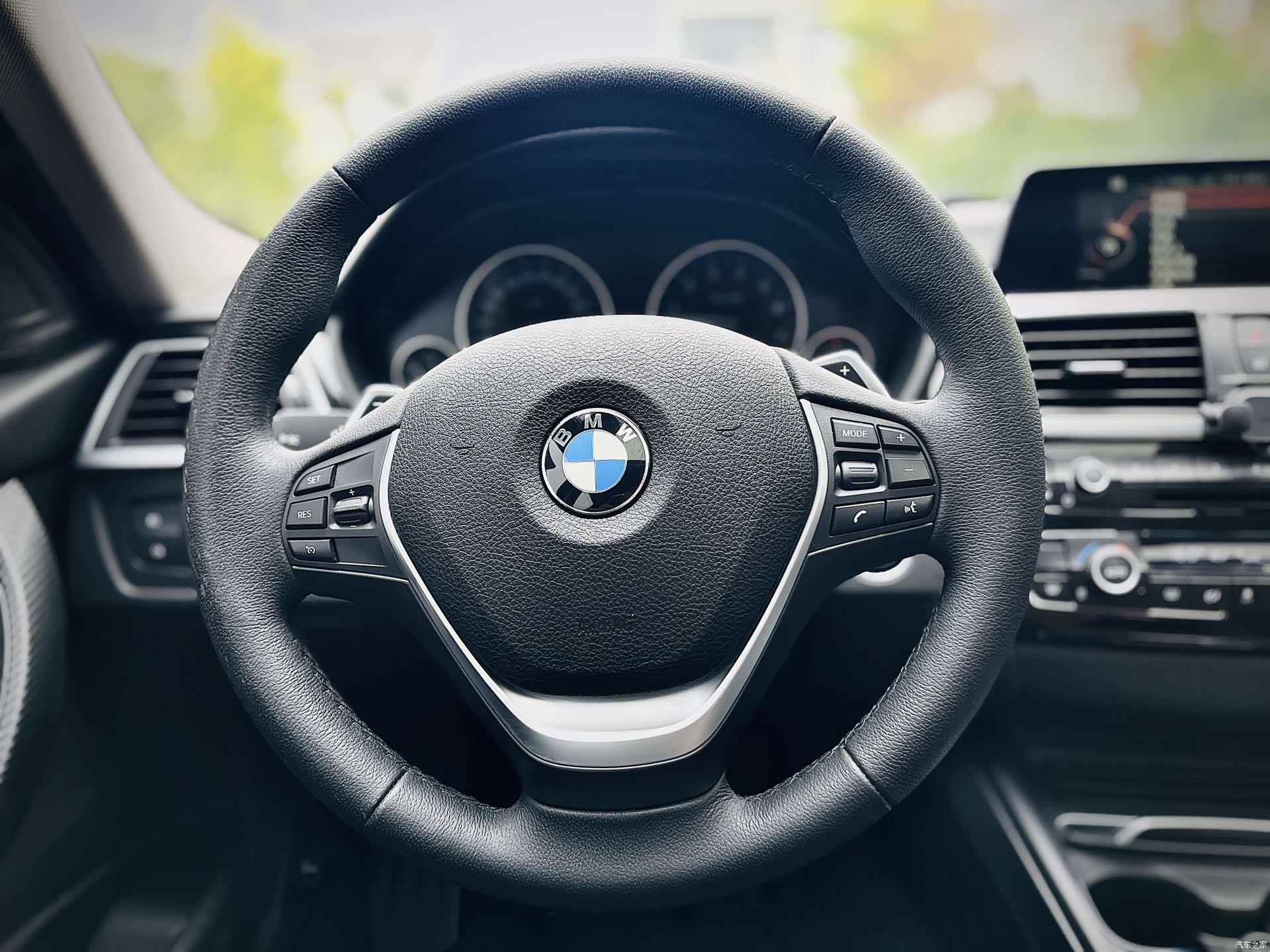 BMW 3 Series, 2017 11
