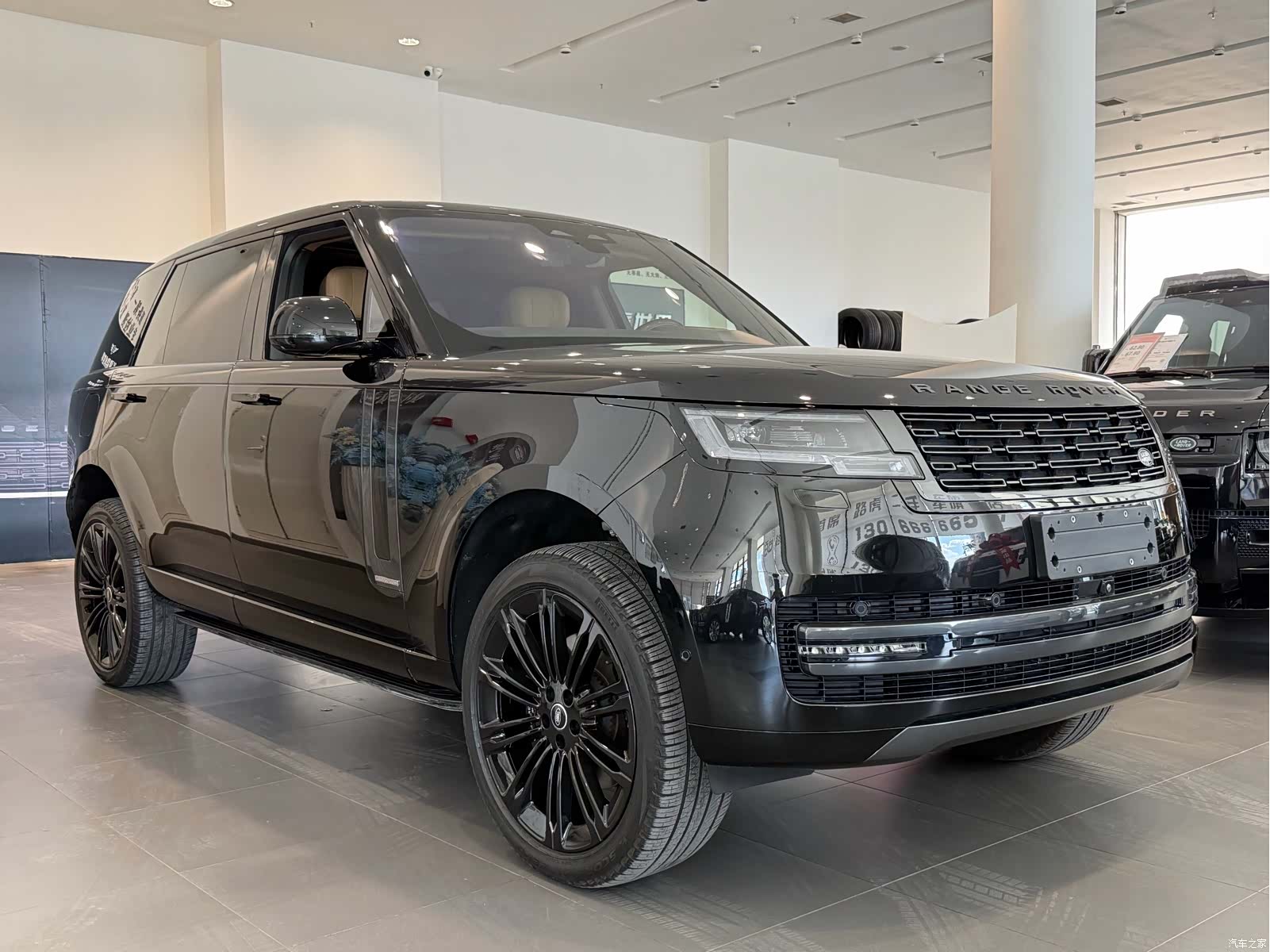 Land Rover Range Rover, 2024 3