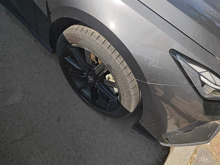 Changan UNI-V Smart iDD Changan UNI-V Smart iDD