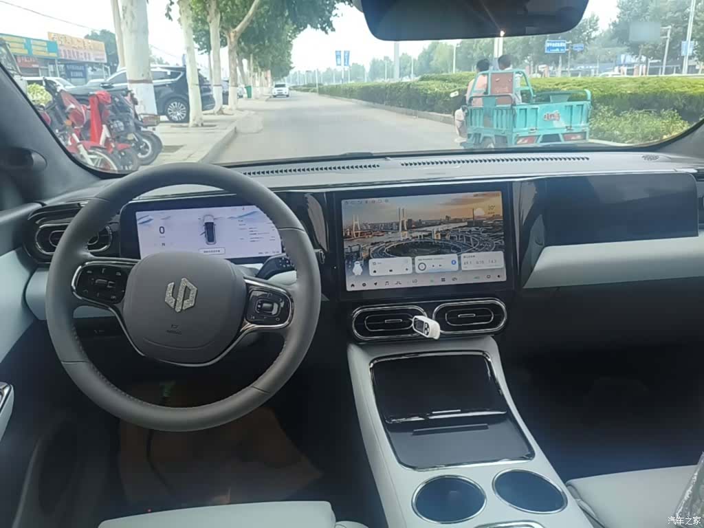 Leapmotor C01, 2023 10