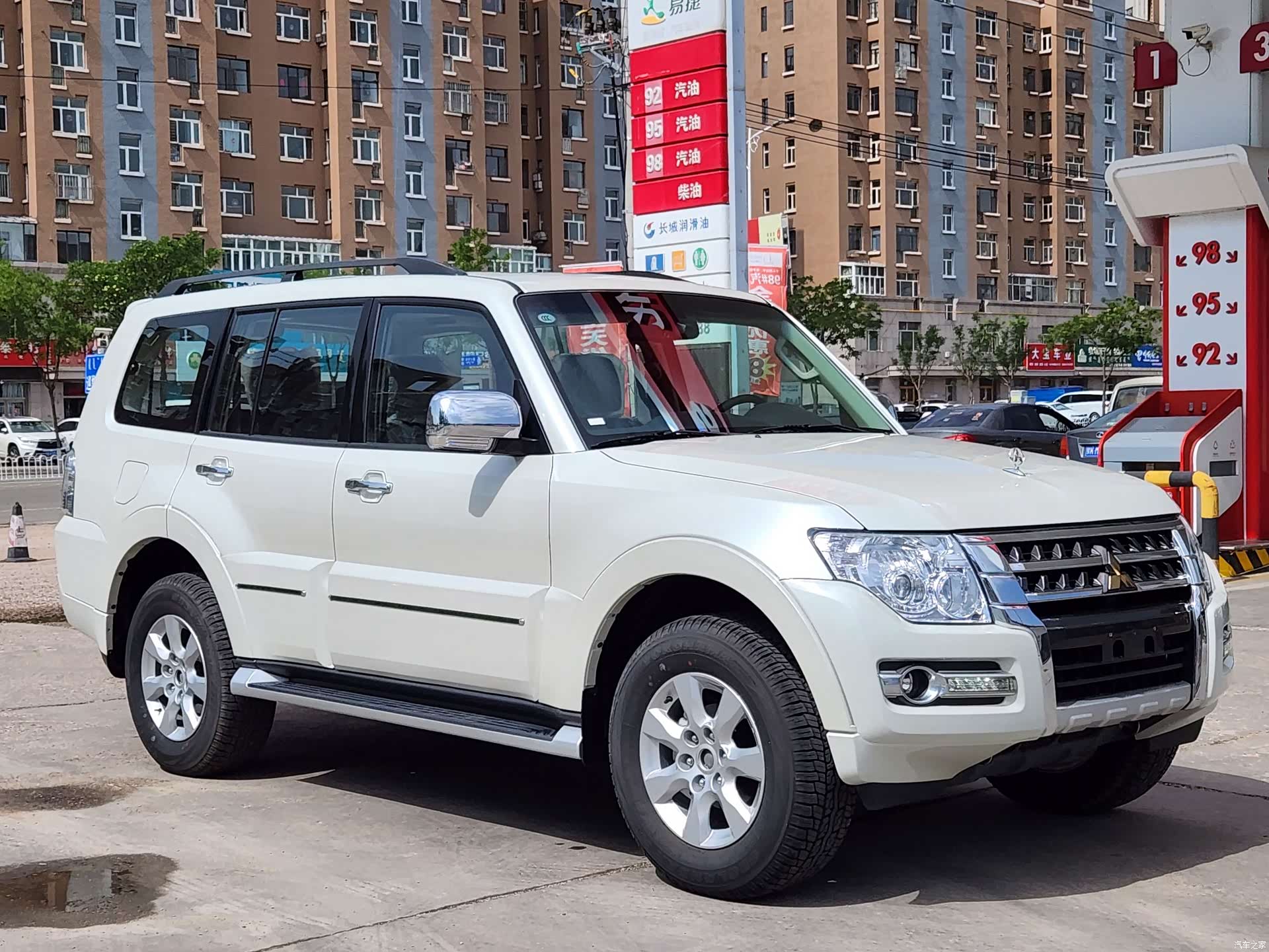 Mitsubishi Pajero, 1900 7