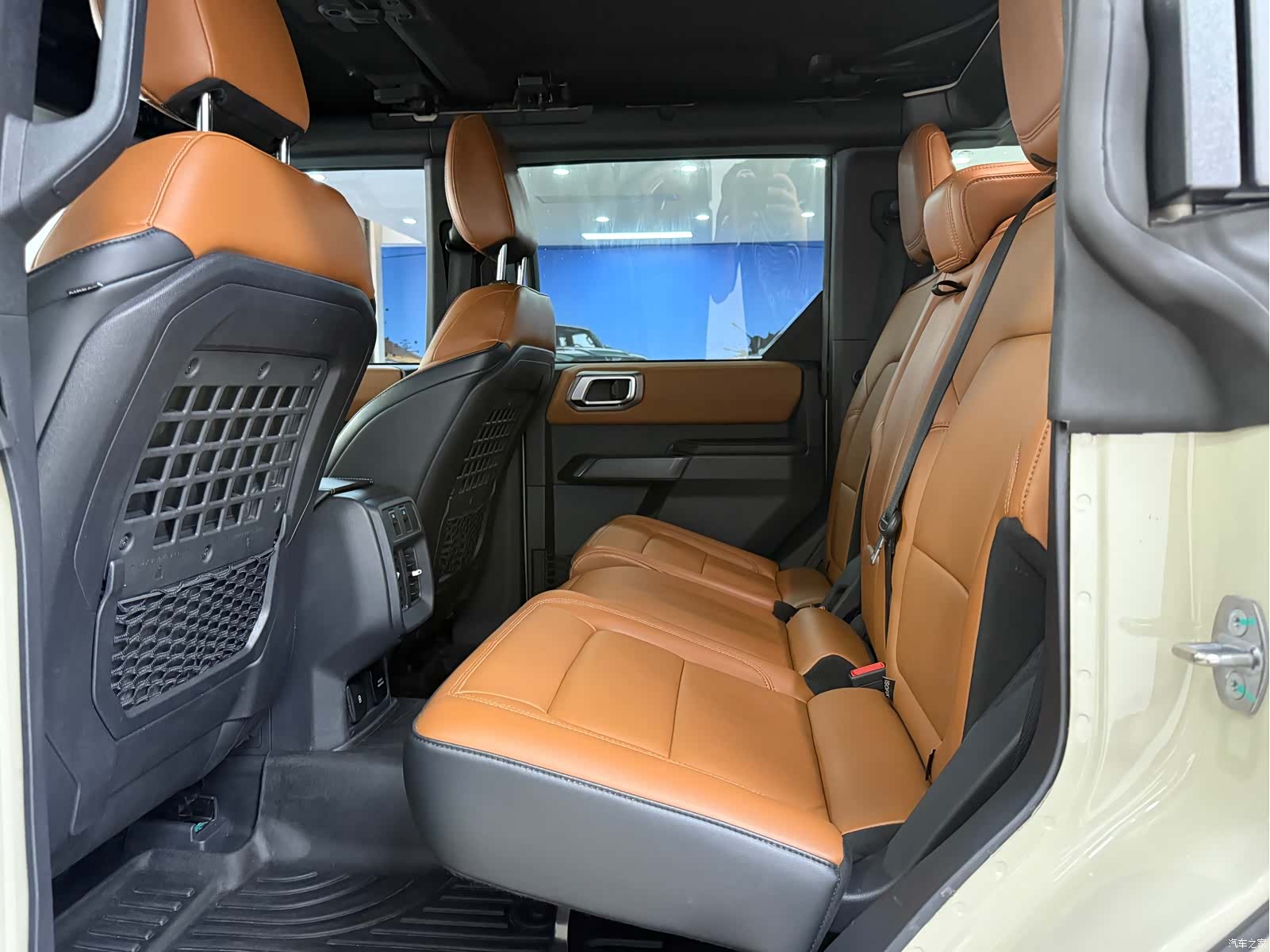Ford Bronco, 2024 12