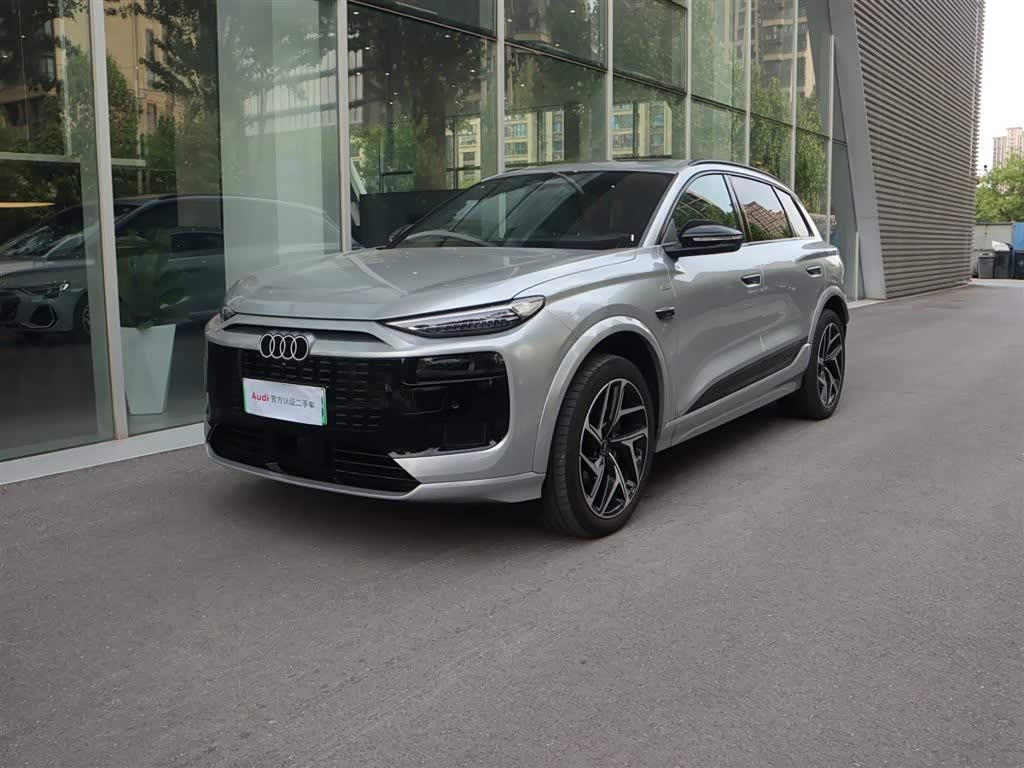 Audi Q6L e-tron