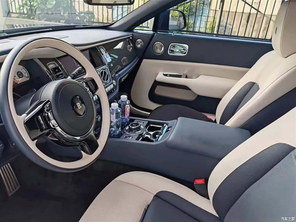 Rolls-Royce Wraith, 2021 7