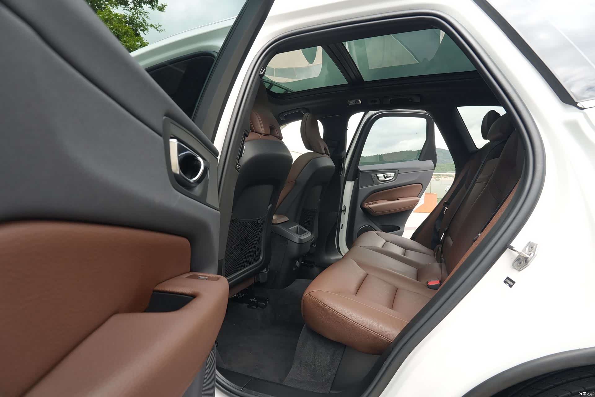 Volvo XC60, 2021 6