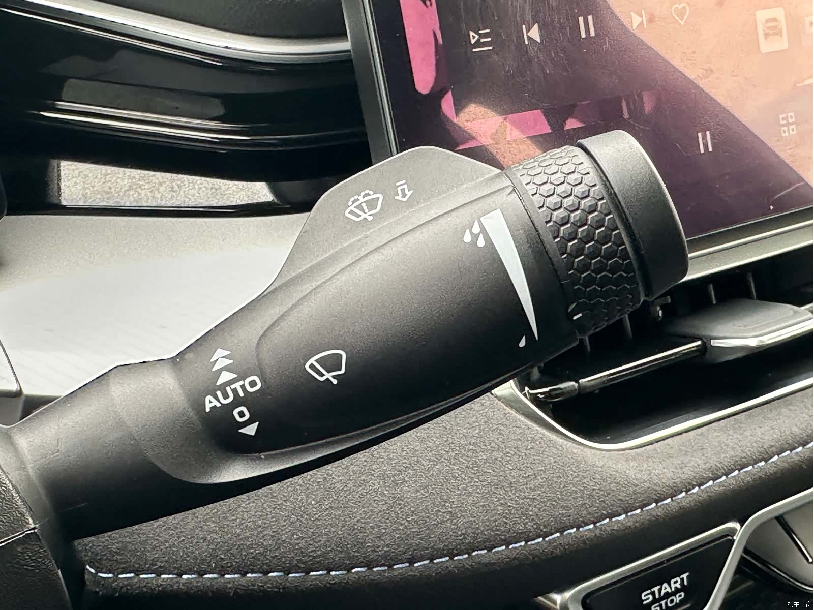 Geely Preface, 2025 15