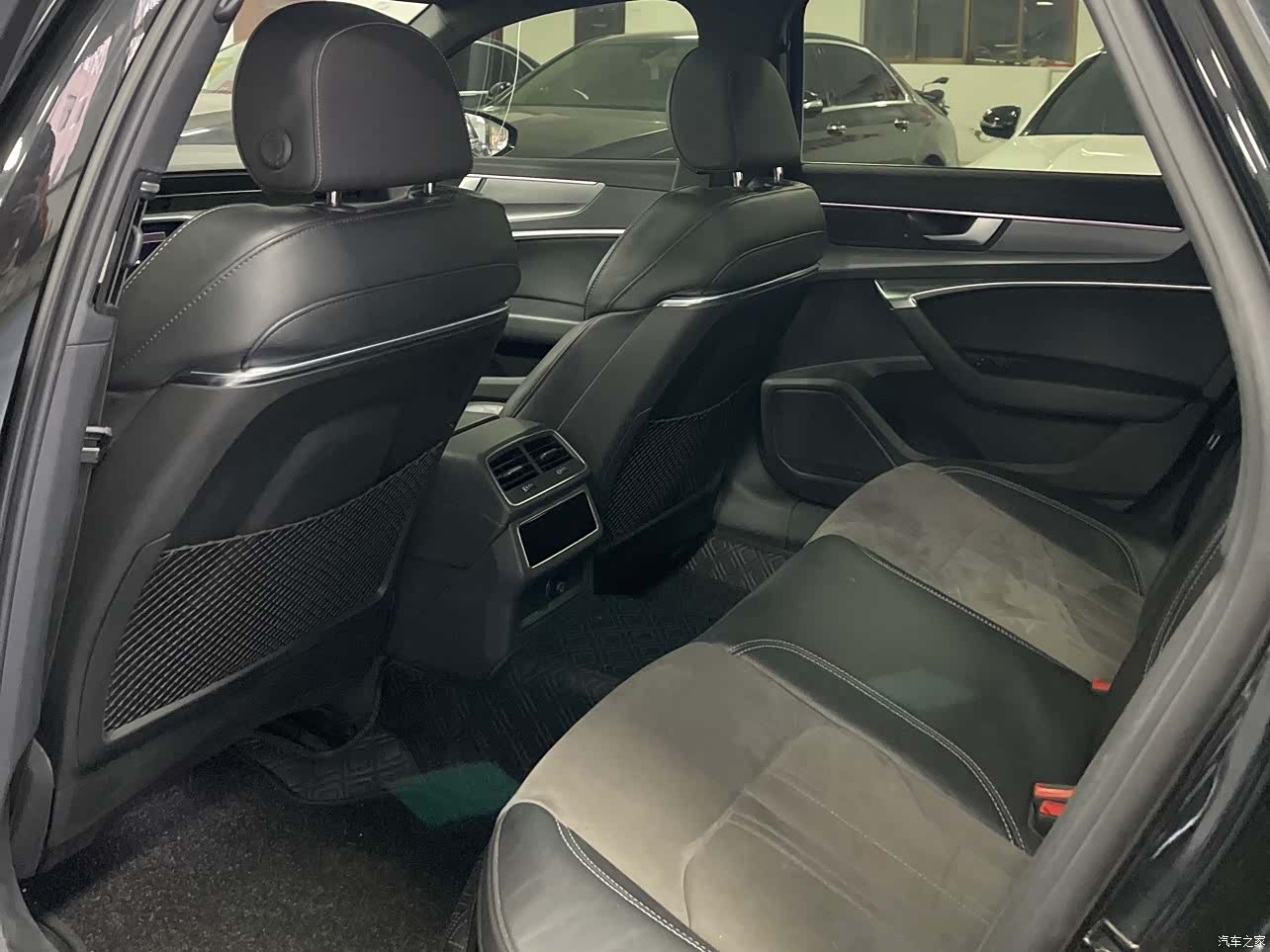 Audi A6L, 2022 12
