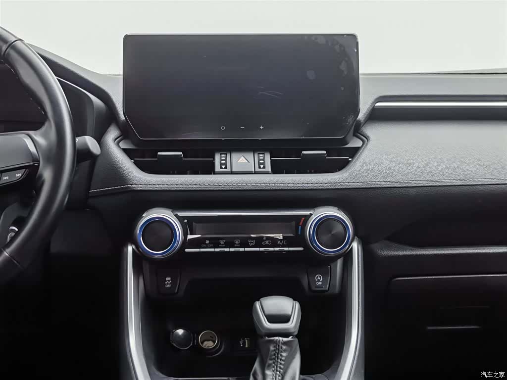 Toyota Wildlander, 2023 12