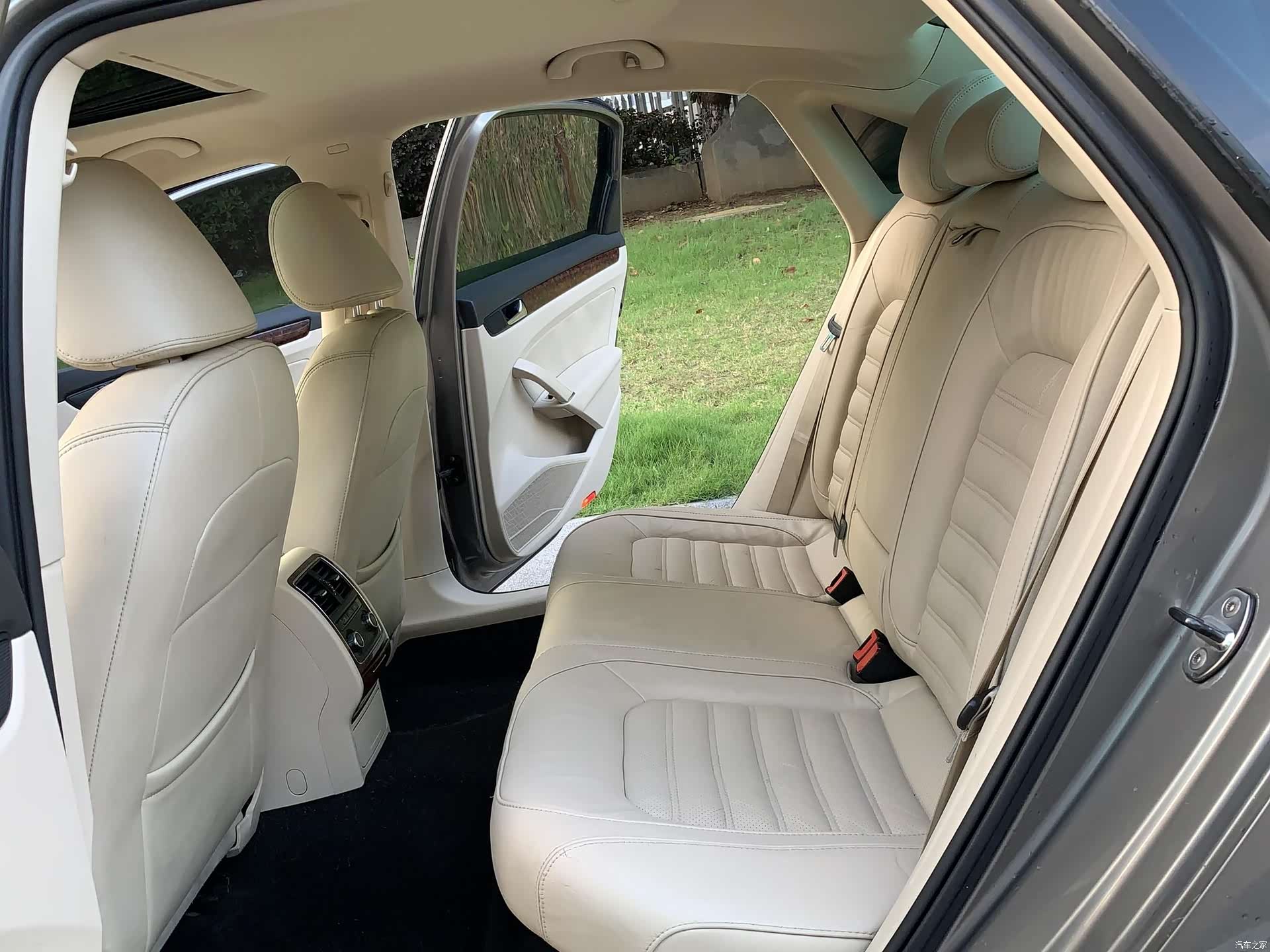 Volkswagen Passat, 2013 13