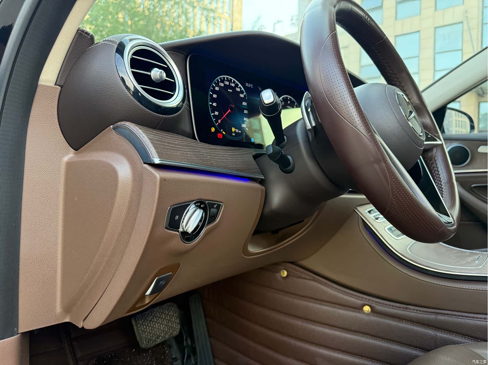 Mercedes-Benz E-Class, 2021 8