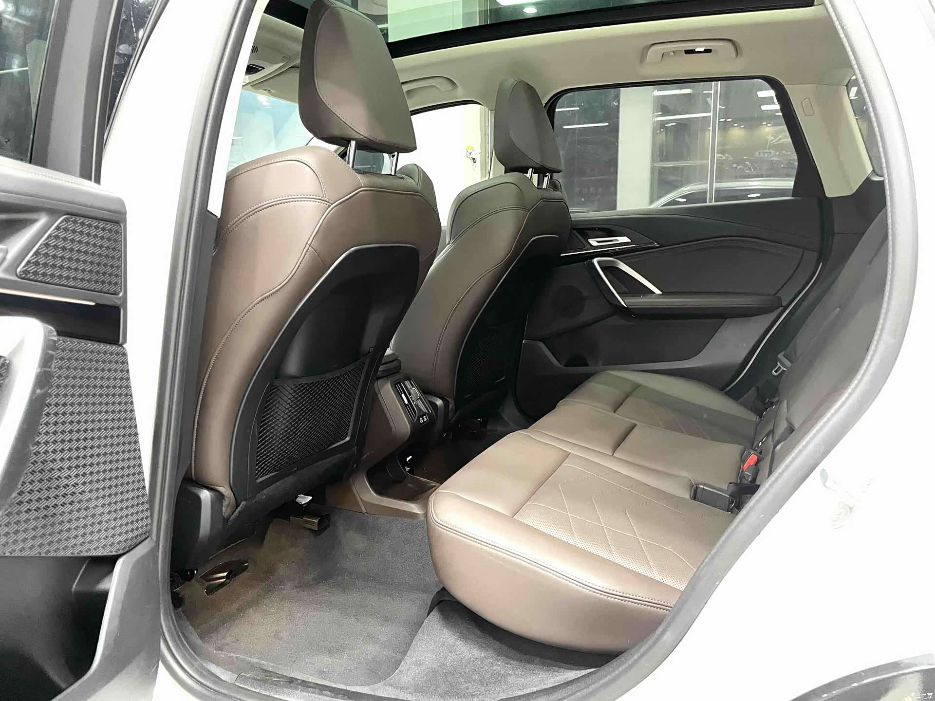 BMW X1, 2024 8