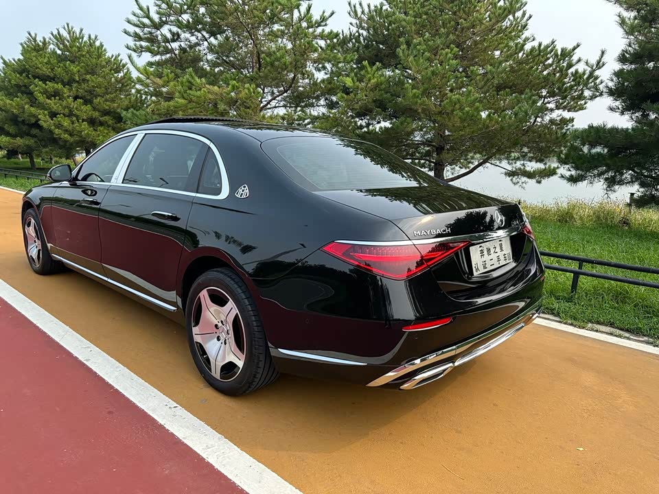 Mercedes-Benz Maybach S-class