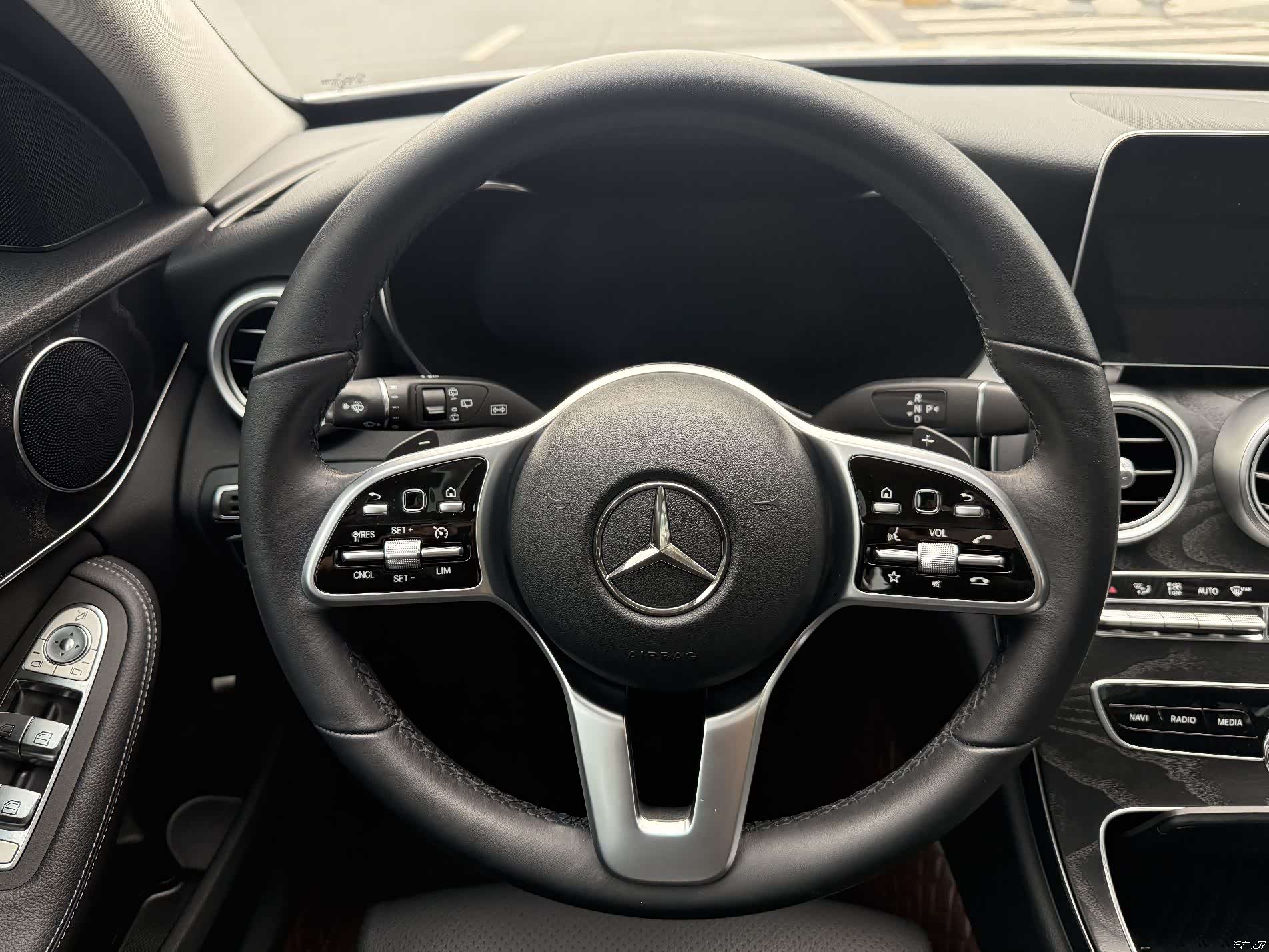 Mercedes-Benz C-Class, 2020 18