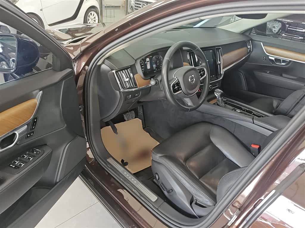 Volvo S90, 2018 16