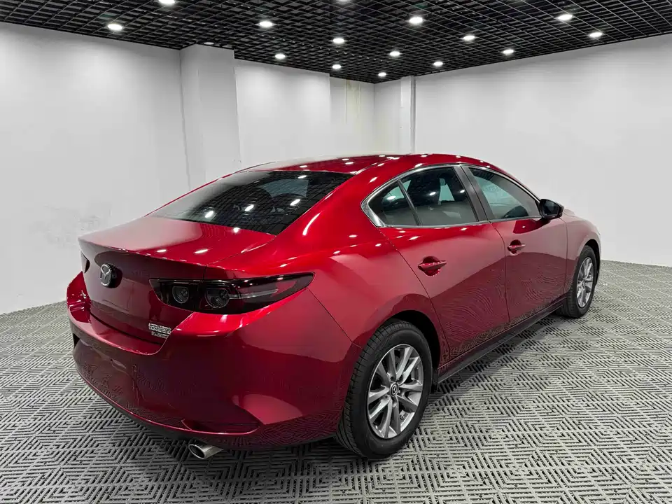 Mazda 3 Angkesaila