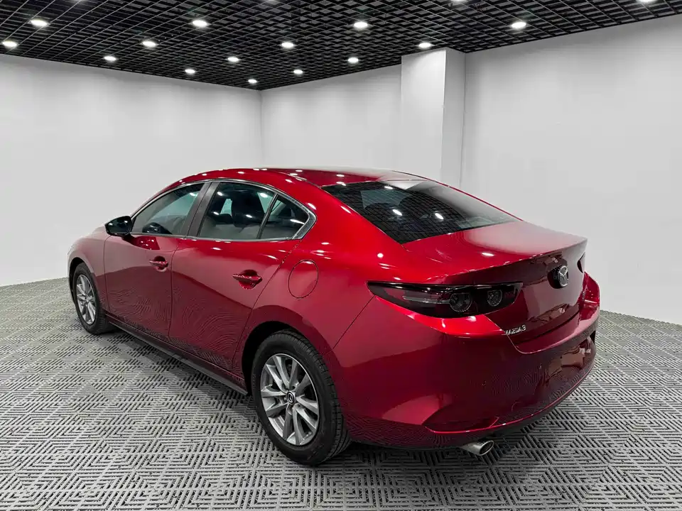 Mazda 3 Angkesaila